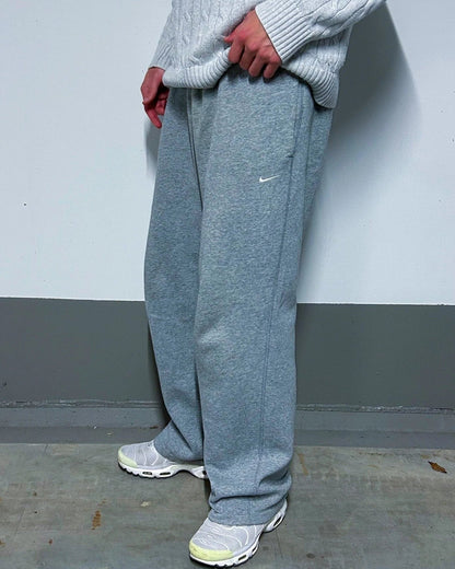 NIKE | BAGGY JOGGERS
